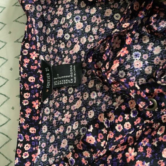 Top - Picture 3 of 4